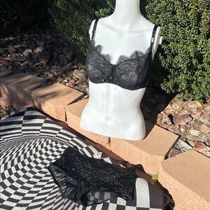 Victoria's Secret lace & black sequin bra 32DDD + underwear S-brand new w/tags